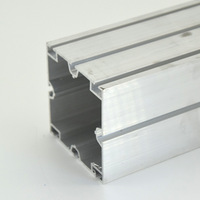 Présentoirs modulaires sur mesure Systèmes d'encadrement de cabines Profilés aluminium à colonne octogonale usinés CNC Brochage de perçage +/-0.01mm
