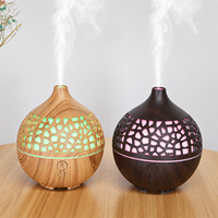 Diffuseur d'huiles essentielles ultrasonique en bois creux 180 ml USB 5V avec lumière LED silencieuse pour bureau et chambre