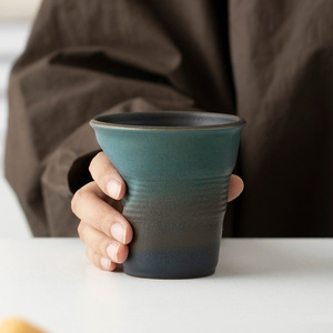 <span class=keywords><strong>Tasse</strong></span> à café en porcelaine froissée à la main en vente en gros créative vintage poterie grossière céramique latte expresso réutilisable fête - Product Image 3