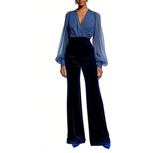 Combinaison pour femme en velours et mousseline - Combinaison formelle à manches longues et col en V profond, coupe évasée, tendance - Product Image 6