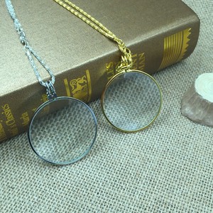 Lupa de cuello con cadena metálica, un producto popular en el comercio electrónico transfronterizo, totalmente portátil, con lentes de cristal exquisitas. - Product Image 1