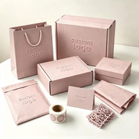 Kit d'emballage rigide personnalisé en papier, comprenant une boîte d'expédition et un sac fourre-tout avec logo en relief, emballage écologique, impression sur mesure.