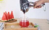 Handmatige Handmatige Sapextruder Van Aluminiumlegering Citruspers Sinaasappel Juicer Citroen Limoenpers Met Zeef