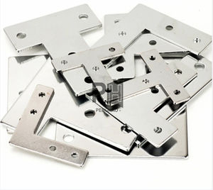 Placa de Junta en T Conector L Conexión de perfil de aluminio Soporte de junta de esquina en forma de placa duradera para perfil 2020/3030/4040 - Product Image 4