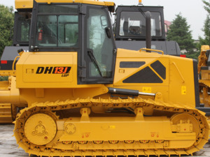 China Brand EVANGE SD13 Bulldozer 140HP HorsePower Shangchai Engine Crawler Bulldozer con hoja de inclinación recta/hoja angular - Product Image 6