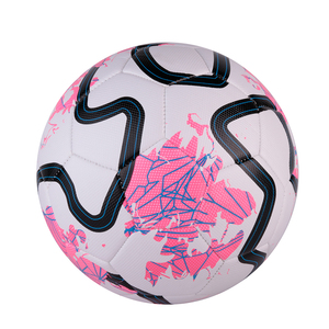 Balón de Fútbol con Logotipo Personalizado al por Mayor de Fábrica en Vietnam, Textura de Diamante, PVC, Cosido a Máquina, para Entretenimiento y Recreación - Product Image 1