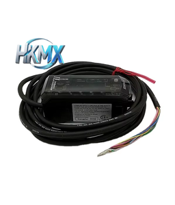 KEYENCE IL-1000+IL-300+OP-87057 เซ็นเซอร์เลเซอร์แบบอะนาล็อก ใหม่และ - Product Image 1