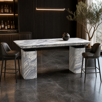 Table de bar en marbre bleu Serpeggiante naturel 1800x600mm, piédestal en pierre cannelée, finition brillante, monolithique, vente en gros pour bars et hôtels