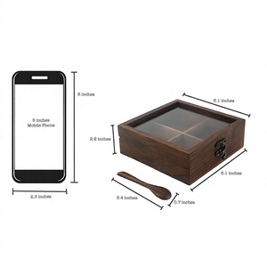 Caja de especias de madera con cuatro compartimentos y cuchara, diseño tradicional para almacenamiento - Product Image 3