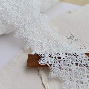 3d פרח רקום תחרה רקומים פוליאסטר לבן שחור גבול תחרה חיתוך עבור שמלה - Product Image 3