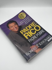 Éxito de Ventas: Novela de Alta Calidad en Español, el Bestseller de Robert T. Kiyosaki "Padre <span class=keywords><strong>Rico</strong></span>, Padre <span class=keywords><strong>Pobre</strong></span>", Material de Papel - Product Image 2