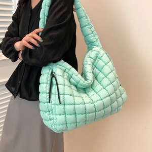 Pleated Cloud Bag Women Fashion Single Shoulder Crossbody Large Capacity Down Cotton Coat Tote Bag Insulated Everyday Outfits - Product Image 1