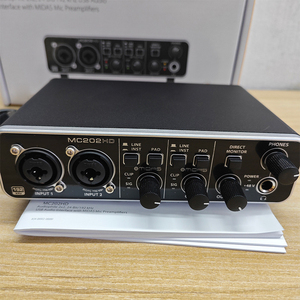 Tarjeta de Sonido Externa UMC202HD con Monitoreo de Baja Latencia para Transmisión en Vivo, Canto, Grabación y Arreglos Musicales - Product Image 1