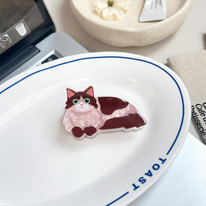 Nouvelles pinces à cheveux tendance pour femmes, design mignon de chien et de chat, pinces à griffes en acrylique - Product Image 5