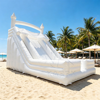 Château gonflable commercial en PVC tout blanc, double piste, avec toboggan gonflable et glissière pour fête d'enfants