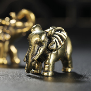 Figurine d'éléphant en bronze massif, mini sculpture faite à la main pour la décoration de la maison, cadeau - Product Image 3
