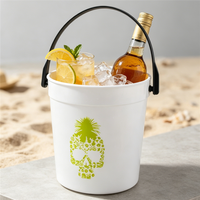 Ember Plastik 32 OZ. Ember Minuman Plastik untuk Wine, Rum, dan Koktail, Ember Rum untuk Pesta, Ember Minuman Plastik Custom dengan Pegangan dan Tutup