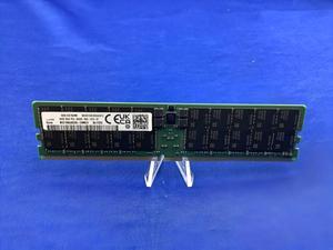 Mémoire serveur haute performance 64 Go DDR5 RDIMM ECC Registered M321R8GA0EB0-CWM pour serveurs d'entreprise, centres de données, cloud computing et virtualisation - Product Image 4