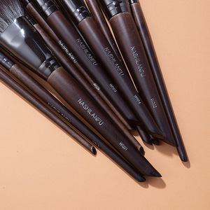 Juego de brochas de maquillaje, brocha para base, juego completo de brochas de pelo suave de animales para sombra de ojos y nariz, herramientas de belleza, brocha para polvos sueltos - Product Image 4