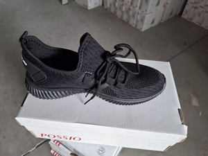 Scarpe da basket da donna Possio nere in maglia traspirante con lacci, punta tonda, per tutte le stagioni, casual, con intersuola in EVA e suola in gomma - Product Image 3