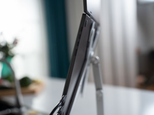 ノートパソコン用 ポータブルデュアルモニター 15.6インチ IPSパネル 折りたたみ式 フレキシブル トリプルモニター Type-Cインターフェース - Product Image 6