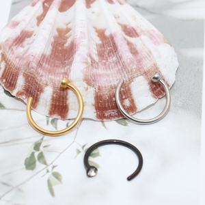 Trending Body Jewelry Clear Cubic Crystal C Shape Stud Ring Acero inoxidable Lip Open Hoop Nose Ring - Product Image 2