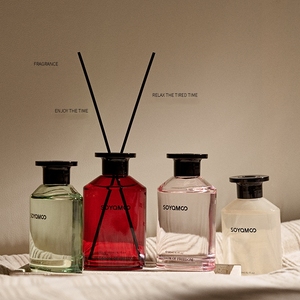 <span class=keywords><strong>Diffuseur</strong></span> de parfum d'ambiance de luxe FLORESCENCE, personnalisable avec logo, marque privée, 180 ml, flacon en verre transparent avec bâtonnets en fibre - Product Image 2