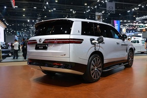 BYD Denza N9 DM รถไฮบริดขนาดใหญ่202กม. ช่วง5ประตู6ที่นั่งปลั๊กอิน2025ไฮบริด2.0 <span class=keywords><strong>T</strong></span> <span class=keywords><strong>3</strong></span>มอเตอร์ AWD SUV Denza รถ N9 - Product Image 4