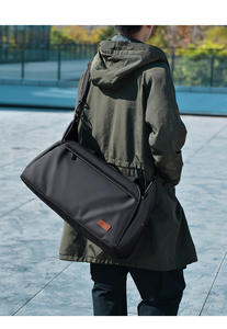 Bolsa Deportiva Impermeable de Gran Capacidad con Compartimento para Zapatos, Unisex, para Deportes al Aire Libre, Personalizable, en Oferta - Product Image 2