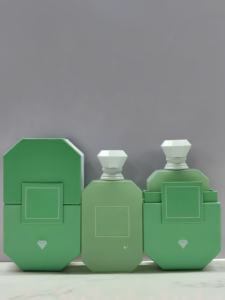 น้ำหอม Eau De Toilette 100 มล. กลิ่นหอมสดชื่น ติดทนนาน สำหรับผู้หญิง เหมาะสำหรับนักเรียน งานปาร์ตี้ ของขวัญ ขายตรงจากโรงงาน <span class=keywords><strong>Kayali</strong></span> - Product Image 2