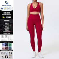 Ensemble de yoga 2 pièces pour femme avec logo personnalisé imprimé sur le devant, soutien-gorge de sport respirant à col en V et leggings taille haute