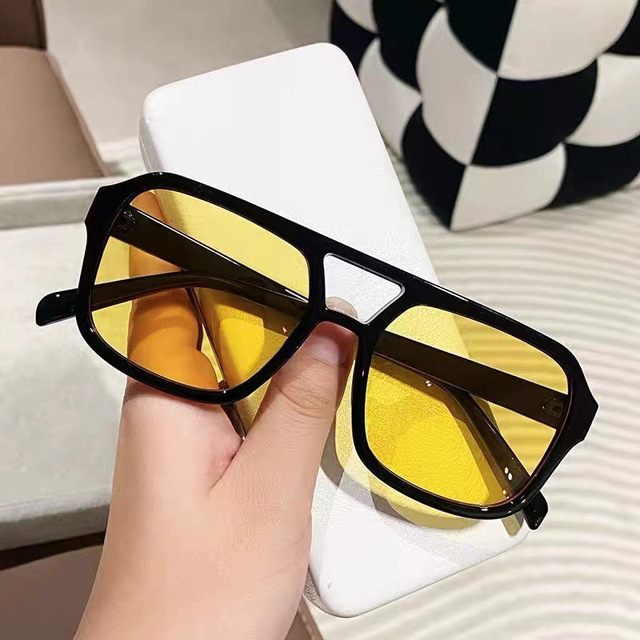 Women's Luxury Anti-UV Square Sunglasses Oversize Designer with Double Bridge Custom Logo White PC Frame and UV400 Lenses