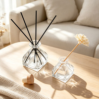 Diffuseur de parfum en verre carré personnalisé à prix compétitif 50 ml 120 ml