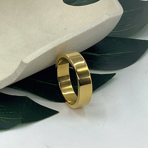 Anillo liso de acero inoxidable para parejas mayores, Círculo de textura simple, Moderno - Product Image 2