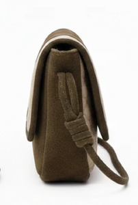 Bolso Bandolera de Cuero Acolchado y Liso con Parches, Correa Ajustable, Elegante, Espacioso, para Viaje, Duradero y Ligero - Product Image 4