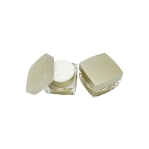 Fabricant/vente <span class=keywords><strong>en</strong></span> gros ODM fournisseur usine RUIPACK OEM personnalisé 5ml 15ml 30ml 50ml <span class=keywords><strong>pot</strong></span> <span class=keywords><strong>en</strong></span> plastique <span class=keywords><strong>de</strong></span> <span class=keywords><strong>forme</strong></span> carrée <span class=keywords><strong>en</strong></span> acrylique à double paroi/vide soin du <span class=keywords><strong>visage</strong></span> conteneur <span class=keywords><strong>de</strong></span> bouteille <span class=keywords><strong>de</strong></span> crème cosmétique couvercle à vis - Product Image 2