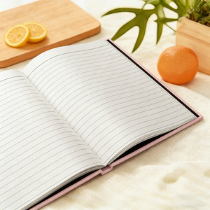 Quaderno con Copertina a Righe in Carta Rosa Personalizzata, Pagine Interne Personalizzabili, Regalo per <span class=keywords><strong>Ragazze</strong></span> - Product Image 2