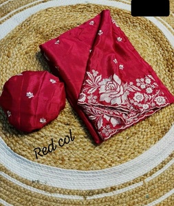 Femmes à la mode Fantaisie Saree pour Mariage et Festival Porter Soie Designer Sari Collctions Pakistanais Salwar Kameez Costume à Bas Prix - Product Image 1