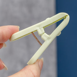 EVERSMILY Lot de 16 pinces <span class=keywords><strong>à</strong></span> <span class=keywords><strong>linge</strong></span> en plastique robuste et coloré de haute qualité pour séchage <span class=keywords><strong>à</strong></span> l'air libre - Product Image 2