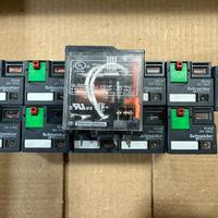 Relé Temporizador Miniatura Enchufable RXM4AB2B7 con Retardo de Encendido 24V, Relé de Control de Panel Industrial con Enchufe, Relé Miniatura Nuevo