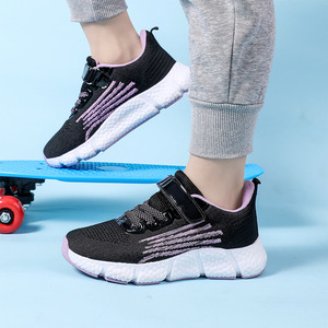 Zapatillas de correr de malla para hombre, zapatillas deportivas ligeras y transpirables de verano para estudiantes, entrenamiento físico - Product Image 3