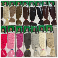 Échantillon gratuit Yaki Straight Ombre pré-étiré synthétique tressage cheveux 82in 165g marque privée extensions de cheveux africains personnalisés