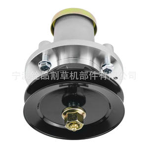 Eje portacuchillas para cortacésped 532112171 con polea 153535 y tornillos de montaje para accesorios de cortacésped - Product Image 4