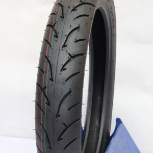 Nuovo Pneumatico per Moto Luhao Misura 70/80-14 6PR, Efficiente dal Punto di Vista Energetico, Antiscivolo, Frenata Stabile, Direttamente dalla Fabbrica, Universale per Tutte le Stagioni - Product Image 4