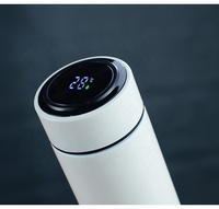 Pantalla de temperatura digital LED inteligente Termo de vaso de acero inoxidable de doble pared con características duraderas y elegantes