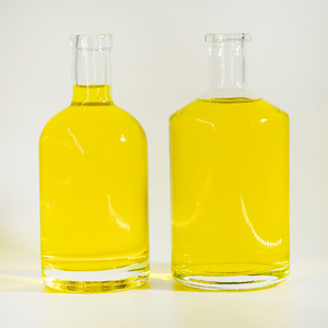 Botella de Vidrio Transparente de 200 ml, 375 ml, 500 ml, 700 ml, 1000 ml con Corcho, Envase Premium para Licores como Whisky, Ron, Brandy, Ginebra y Tequila - Product Image 1