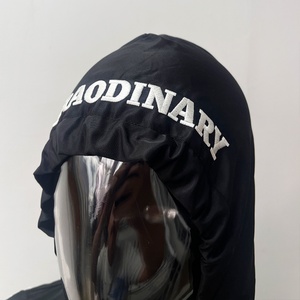 Veste coupe-vent personnalisée en polyester 100 % avec broderie, fermeture éclair en nylon, imperméable, pour activités de plein air, vente en gros - Product Image 4