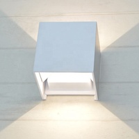 Led duvar lambası yukarı ve aşağı alüminyum duvar lambası kapalı açık kare Ip65 su geçirmez dış aplik ışık