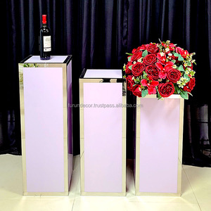 Nouvelle table à dessert carrée en métal de haute qualité d'usine pour la décoration de scène d'événement de mariage et de fête - Product Image 1