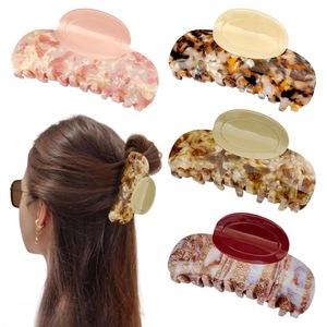 베스트 셀러 여성용 헤어 액세서리 색상 차단 격자 무늬 포니테일 잡아 볼 헤드 상어 클립 뜨거운 머리 발톱 - Product Image 1